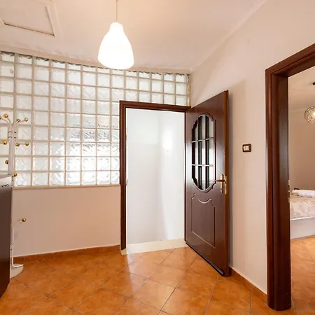 Appartement 19 Tirana